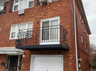 1519 209th St, Bayside, NY 11360