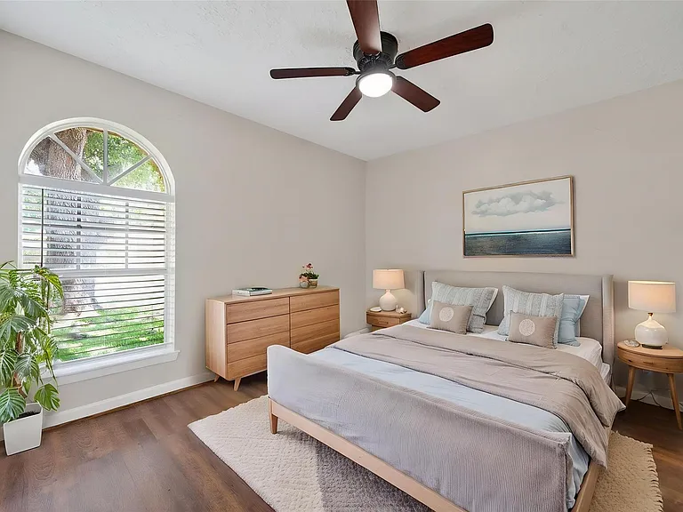 9906 Rocky Hollow Rd — Photo 14
