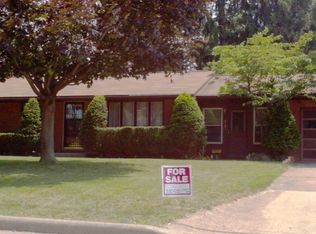 860 Terrace Rd NW, North Canton, OH 44720