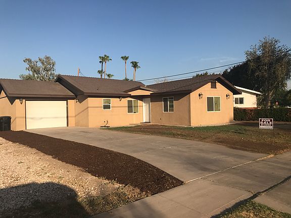 3rd image of 1409 Cypress Dr