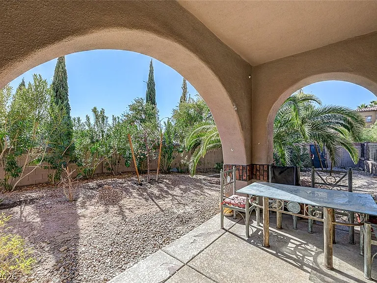 8490 Via De Bellasidra Ct — Photo 78