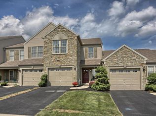 1992 Limestone Dr, Hummelstown, PA 17036