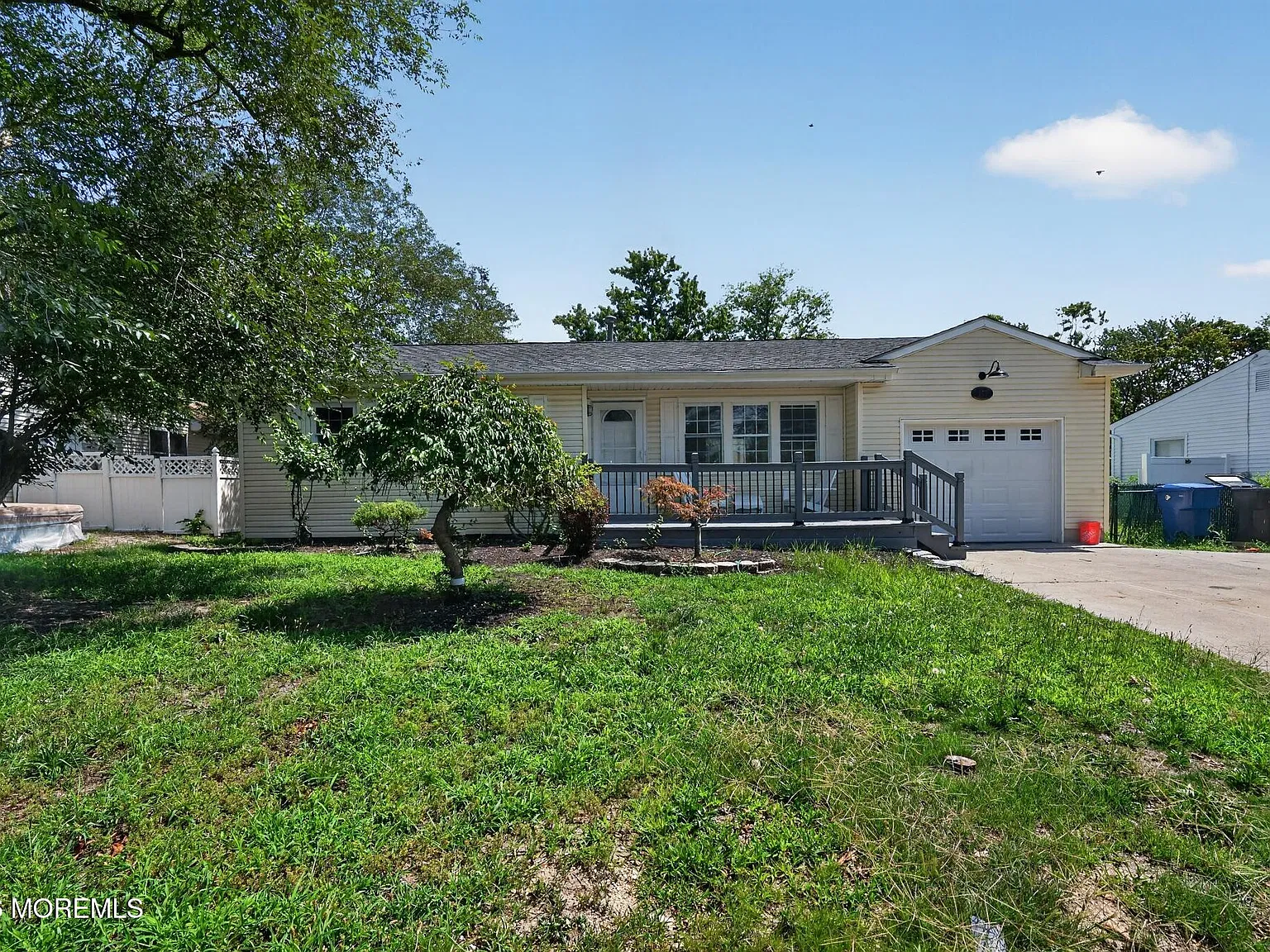 3 bed, 1296 sqft, $3,000 — Photo 3