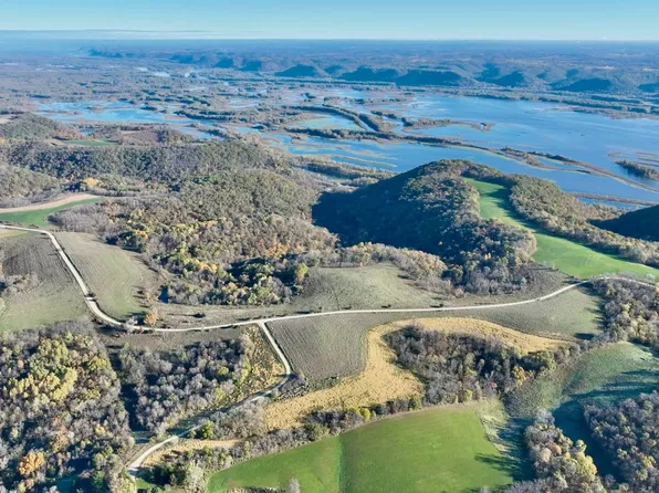 Whitetail Dr, Lansing, IA 52151