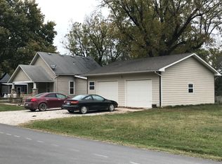 623 S Kentucky St, Iola, KS 66749
