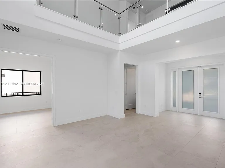 19602 NE 14th Ct — Photo 10
