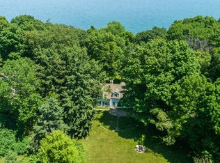 3607 S 10th St, Manitowoc, WI 54220