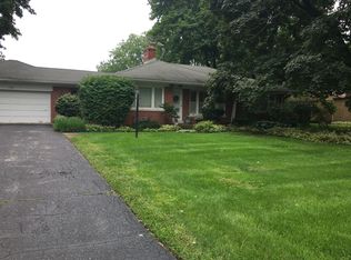 729 S Beverly Ln, Arlington Heights, IL
