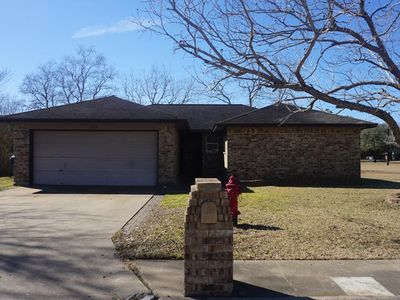 1808 Leissner St, Bay City, TX, 77414