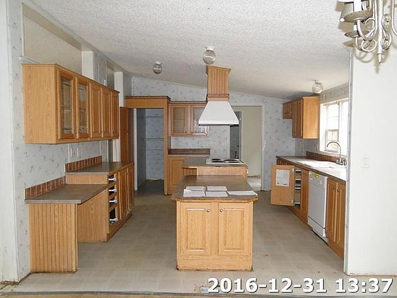 3rd image of 5550 Peterson Dr