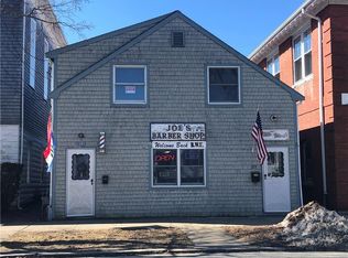 213 High St, Bristol, RI 02809