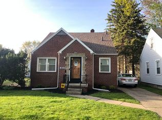 2822 Wyndale Rd, Toledo, OH 43613