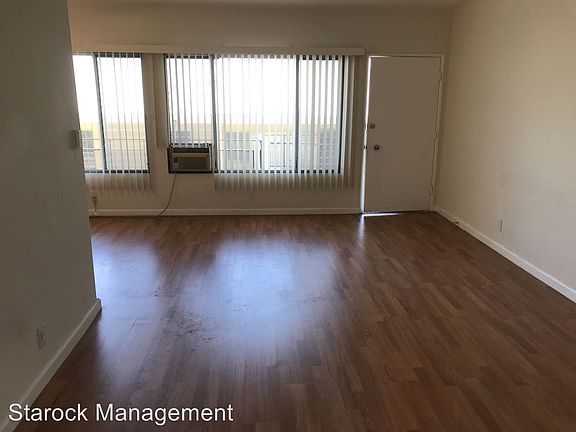 3rd image of 1051 N Ogden Dr APT 9