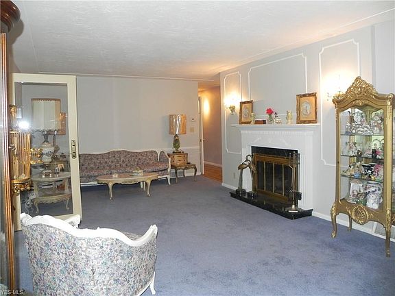 5th image of 1411 Birch Ct