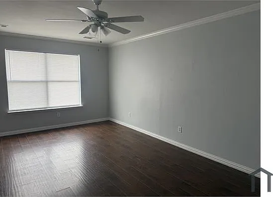 7306 Fairfield Dr — Photo 10