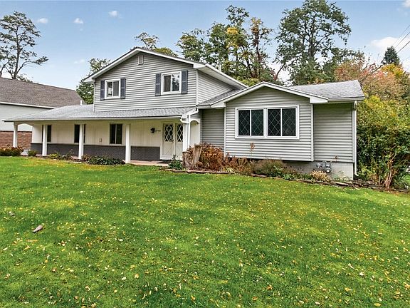 3rd image of 2770 Ridgeway Ave
