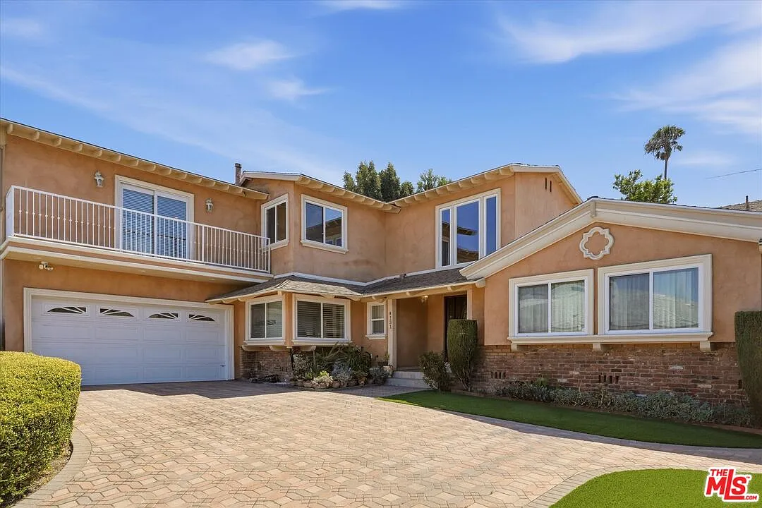 4 bed, 4.0 bath, 2929 sqft, $6,000 — Photo 4