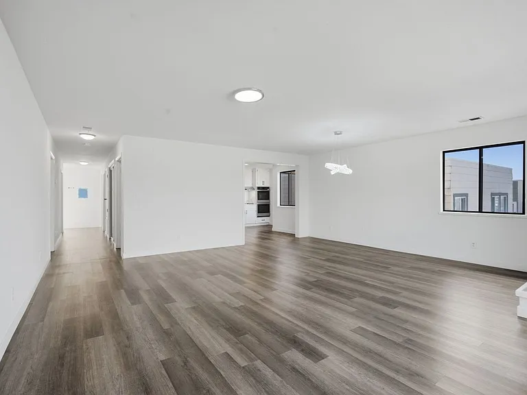 228 Abbot Ave — Photo 14