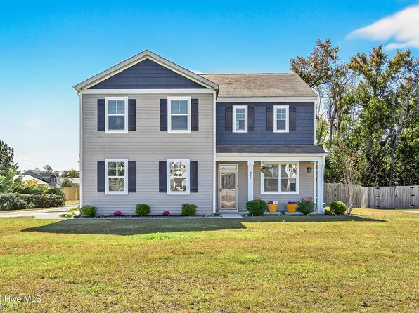 221 Cheswick Drive, Holly Ridge, NC 28445