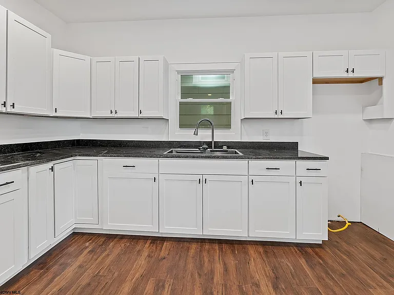 44 Edgehill St — Photo 17