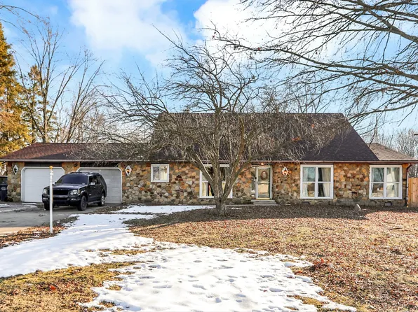 2210 Holden Dr, Anderson, IN 46012