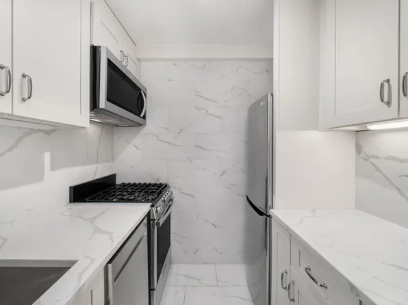 111 3rd Avenue 8K image 2 of 6