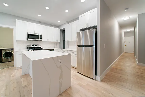 Rented by Sohayegh Enterprises Corp. | media 8