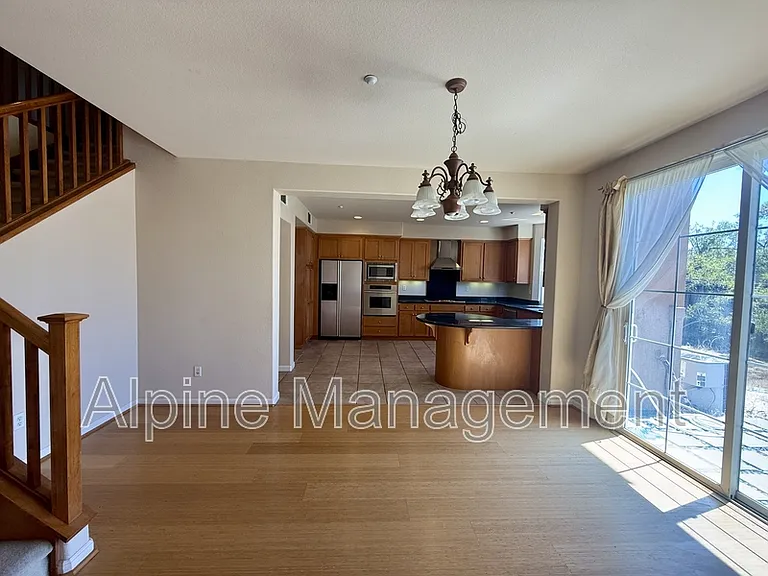 4373 Red Maple Way — Photo 4