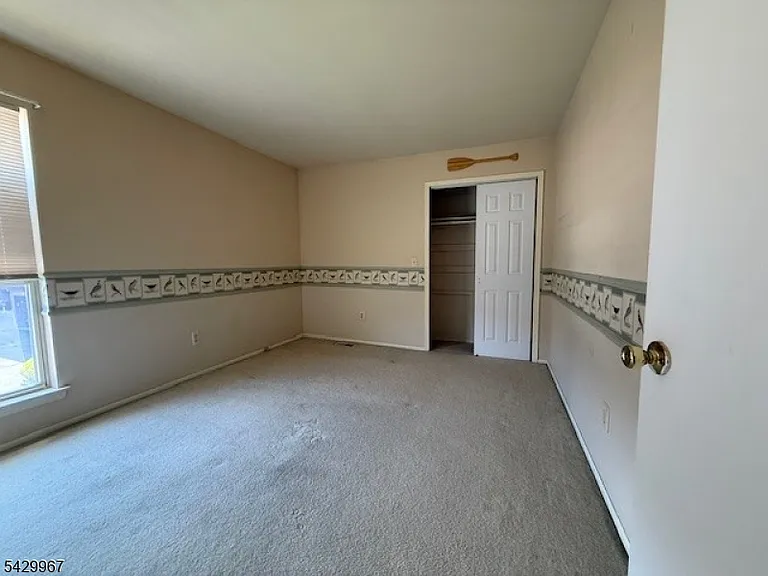 3844 Bloomingdale Dr — Photo 12