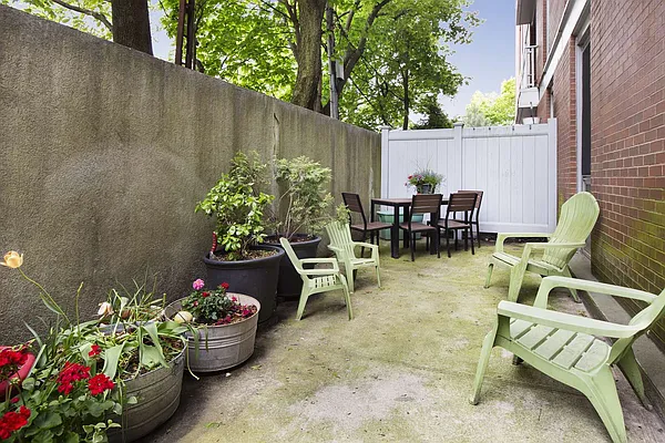 Sold by Brooklyn Real Inc | media 1