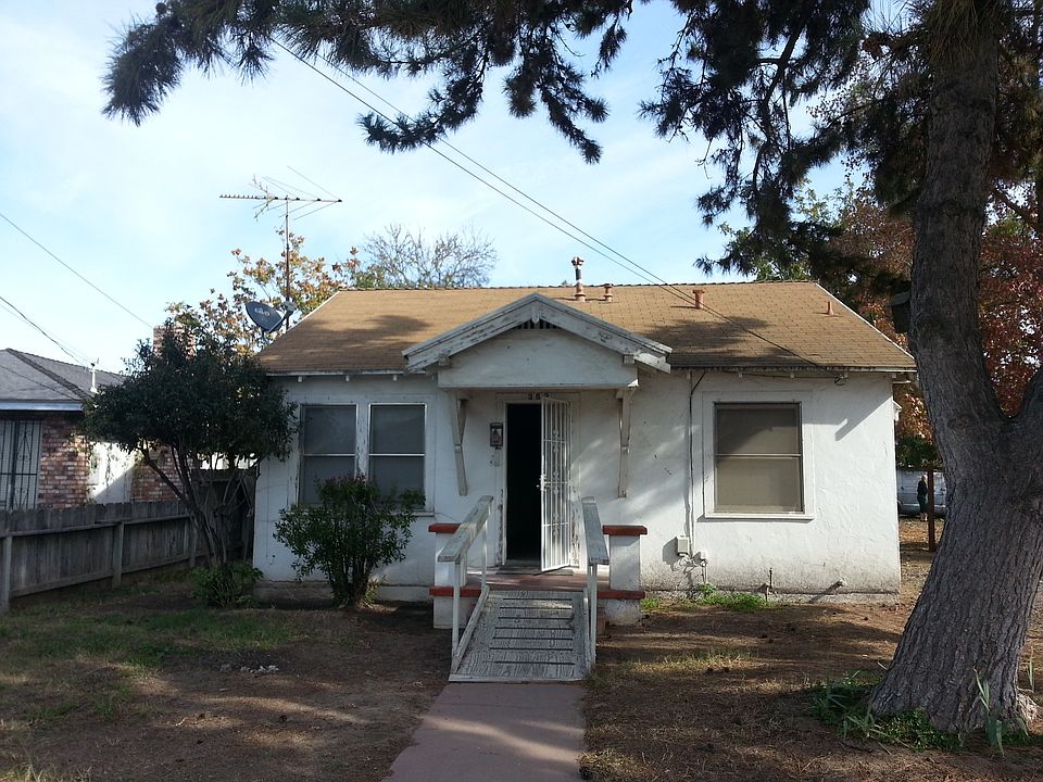 1st image of 353 1st Ave