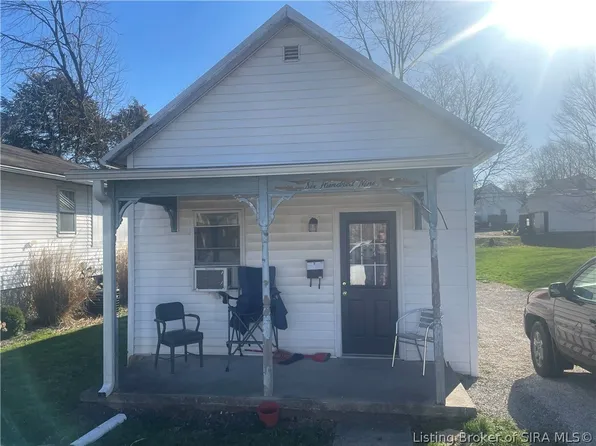 609 N Water Street, Salem, IN 47167