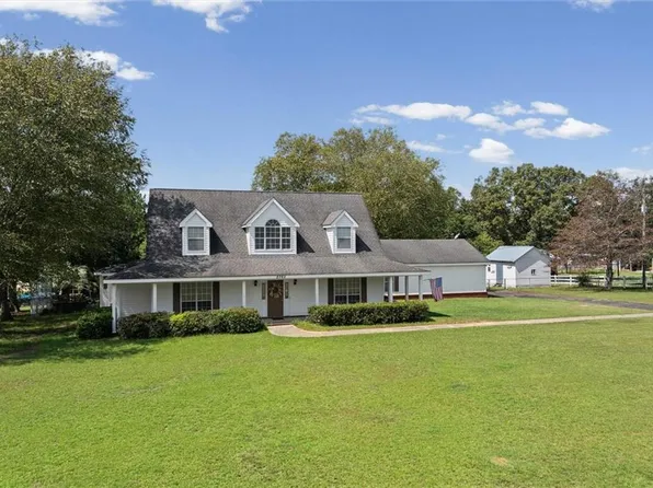 2765 Ellen Dr, Semmes, AL 36575