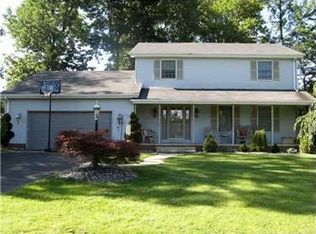 155 Shannon Dr, New Castle, PA 16105