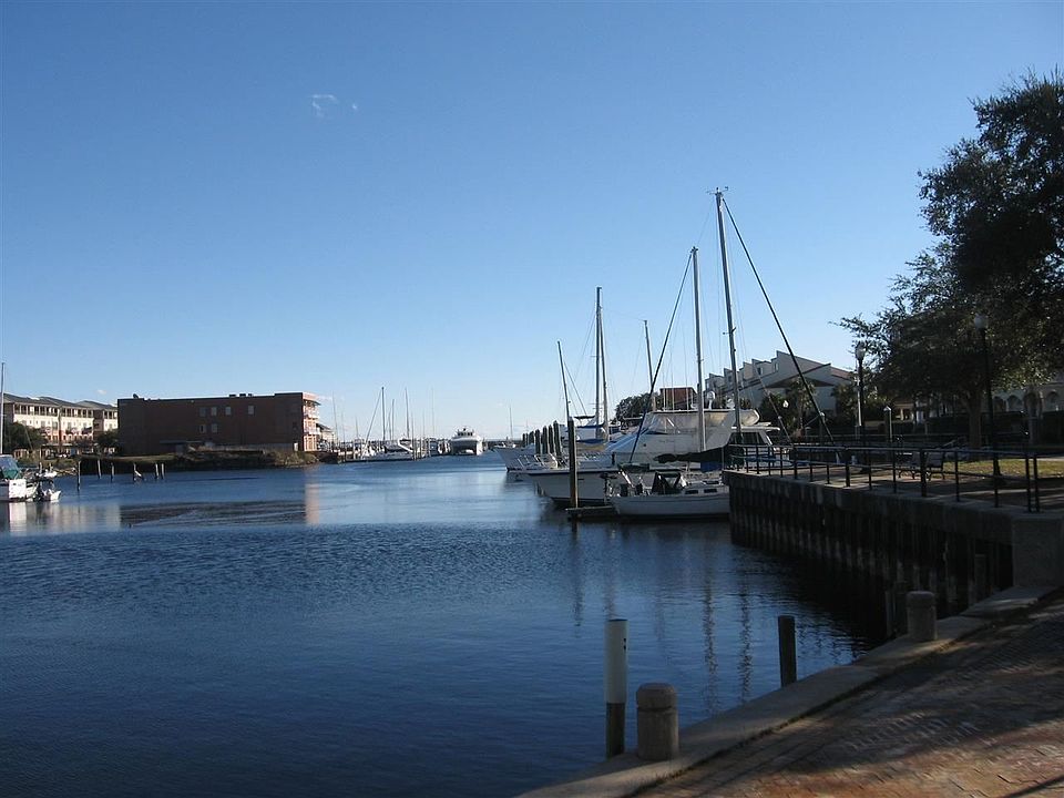 1st image of 1/B Port Royal Way