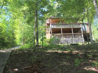 691 Bankston Ln, La Follette, TN 37766