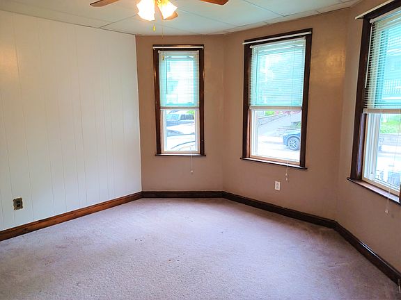 5th image of 123 Hudson St #123