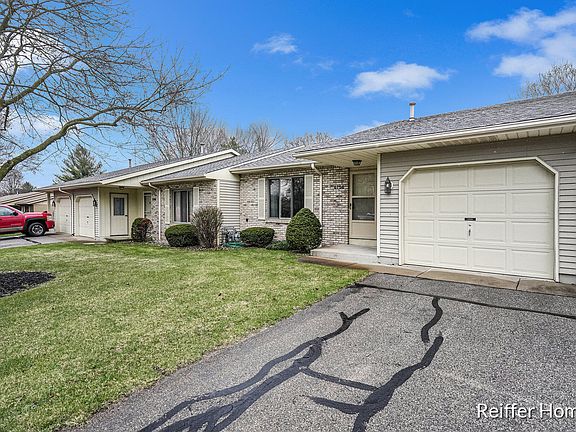 3rd image of 6750 Leisure Creek Dr SE