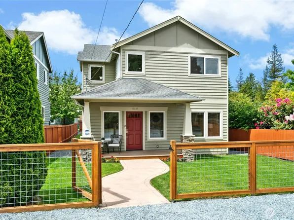 10021 42nd Avenue SW, Seattle, WA 98146