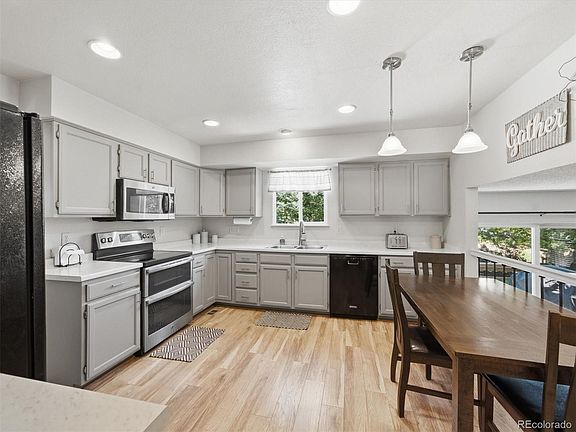 3rd image of 7977 W Morraine Drive