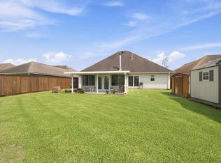 23861 S Point Dr, Denham Springs, LA 70726