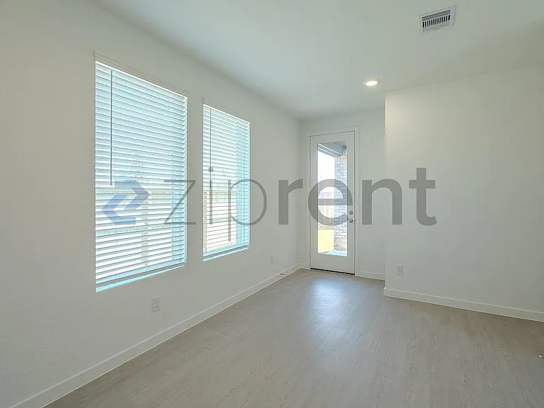 21514 Barnridge Ct — Photo 12