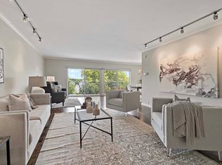 3200 W Bde Maka Ska Pkwy APT 203, Minneapolis, MN 55416