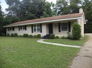 102 Ray St, Andalusia, AL 36420