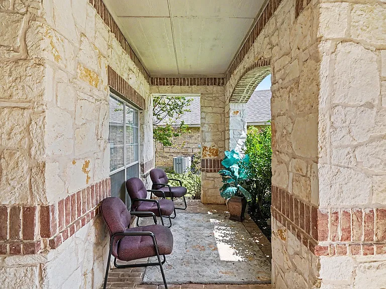 8660 Lariat Cir — Photo 33