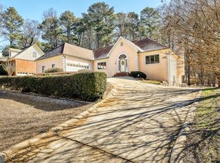 1522 Catherine Ct, Suwanee, GA 30024