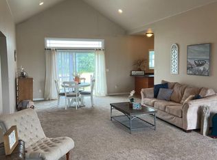 2901 2nd St NE, Watford City, ND 58854