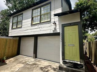 2223 1/2 Singleton Ave, Houston, TX 77008