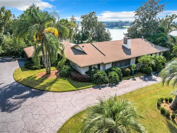 1900 Country Club Dr, Eustis, FL 32726