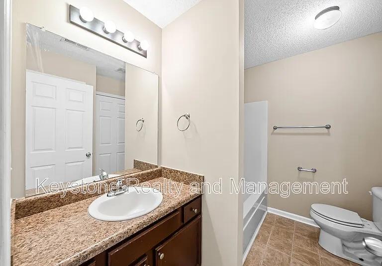 816 Oak Arbor Ct #C — Photo 9
